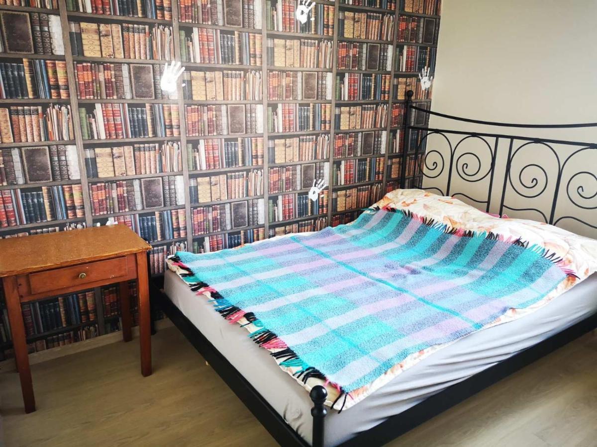 Oliwka Hostel Варшава Экстерьер фото
