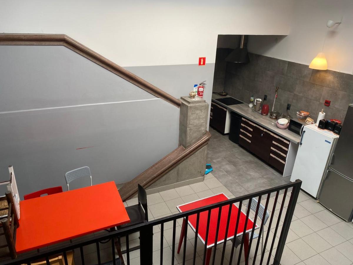 Oliwka Hostel Варшава Экстерьер фото
