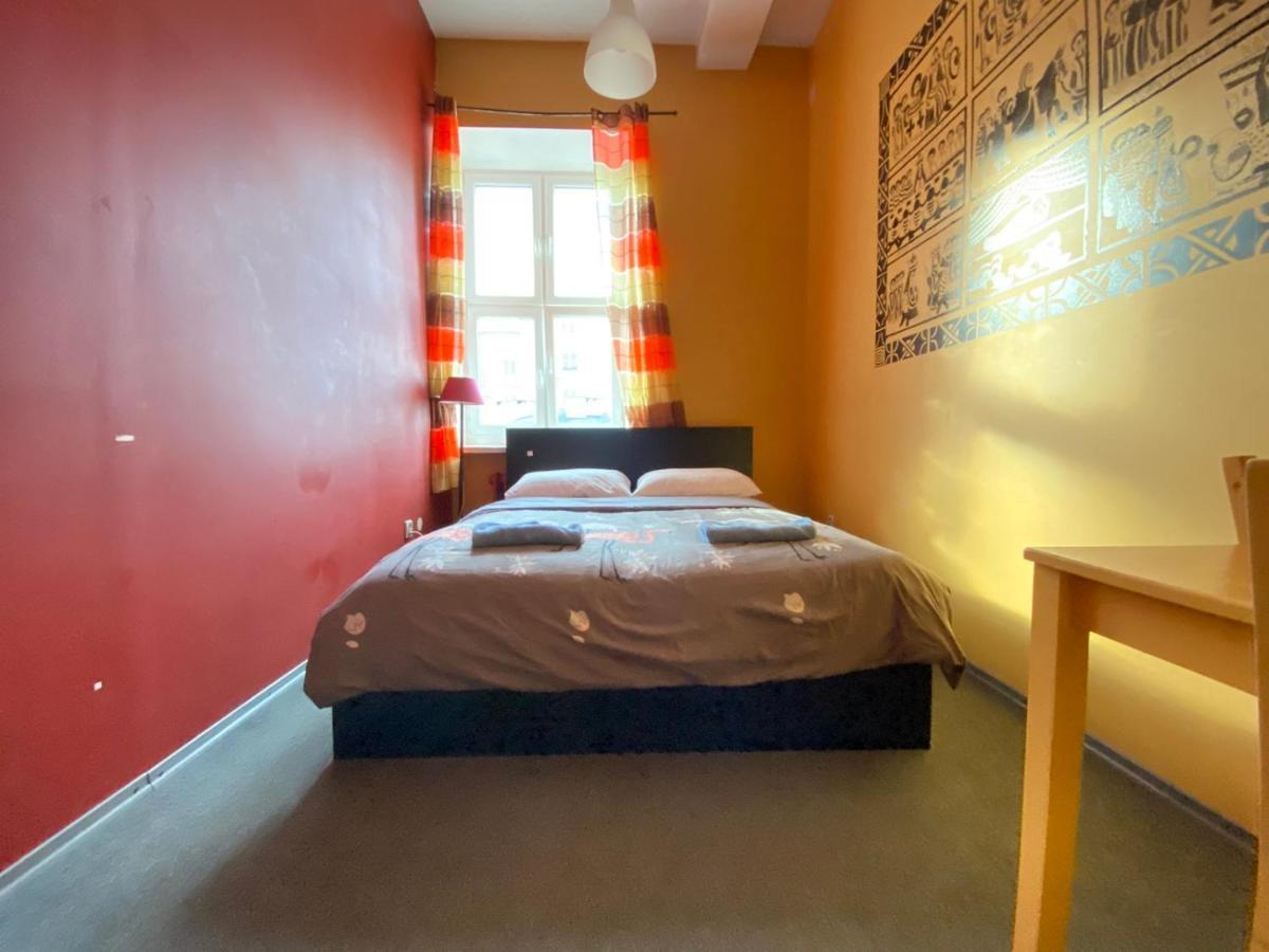 Oliwka Hostel Варшава Экстерьер фото