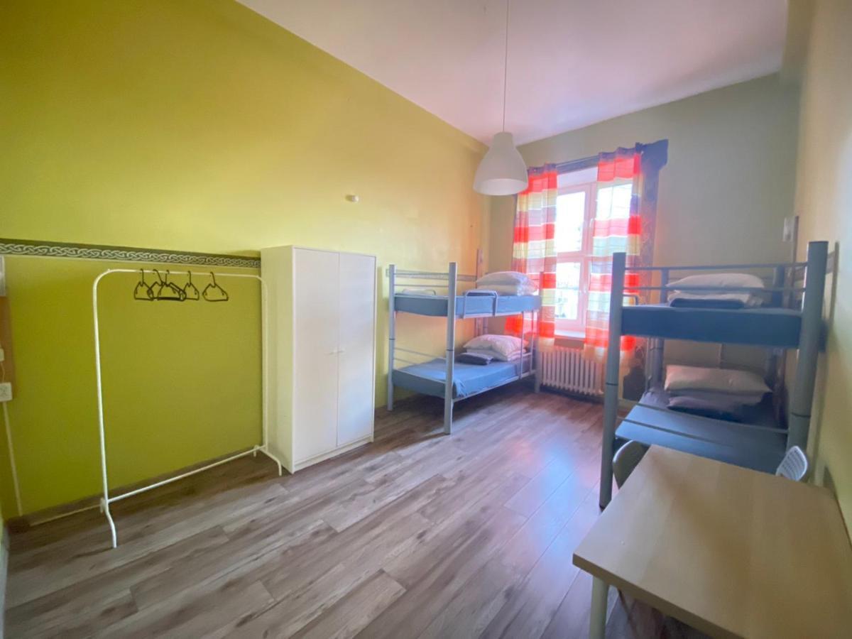 Oliwka Hostel Варшава Экстерьер фото